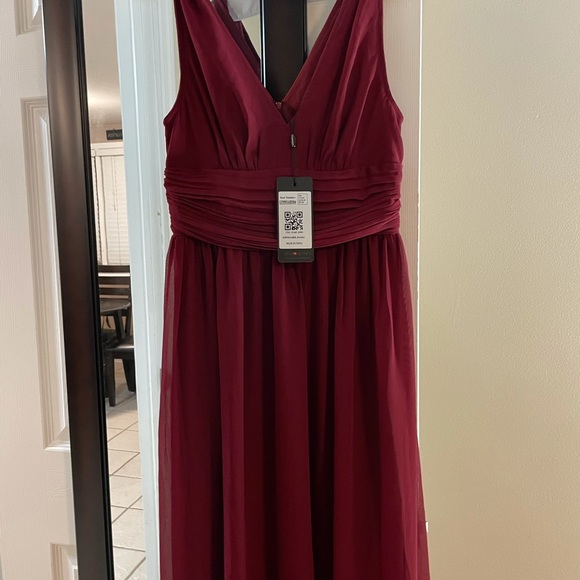 🆕V-Neck Semi-Formal Maxi Evening Dress - Picture 6 of 9